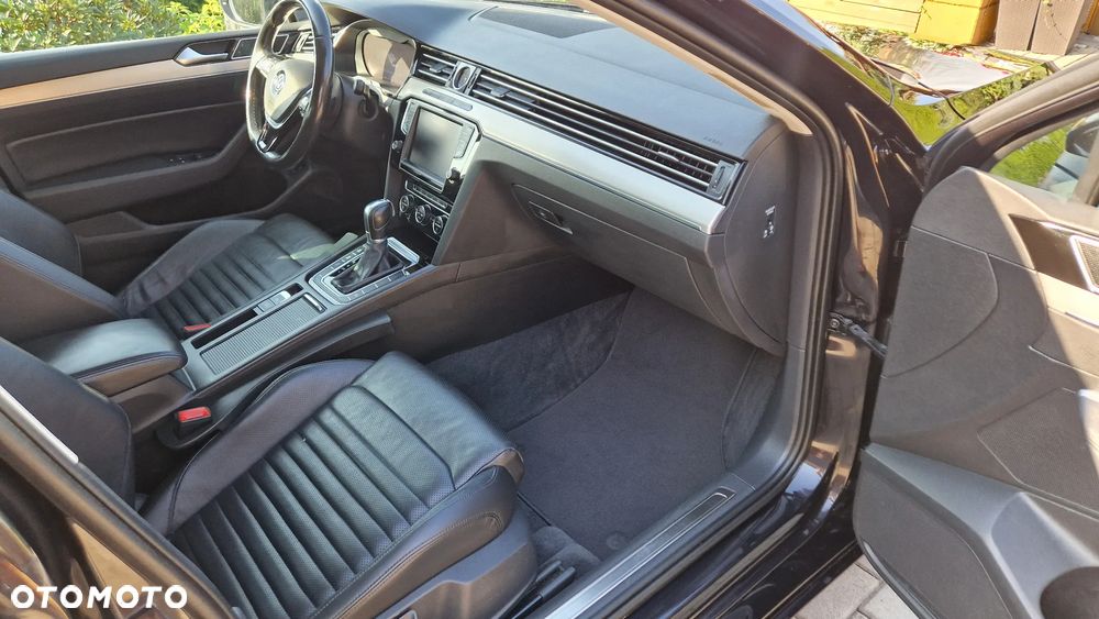Volkswagen Passat 2.0 TDI BMT Highline DSG - 2