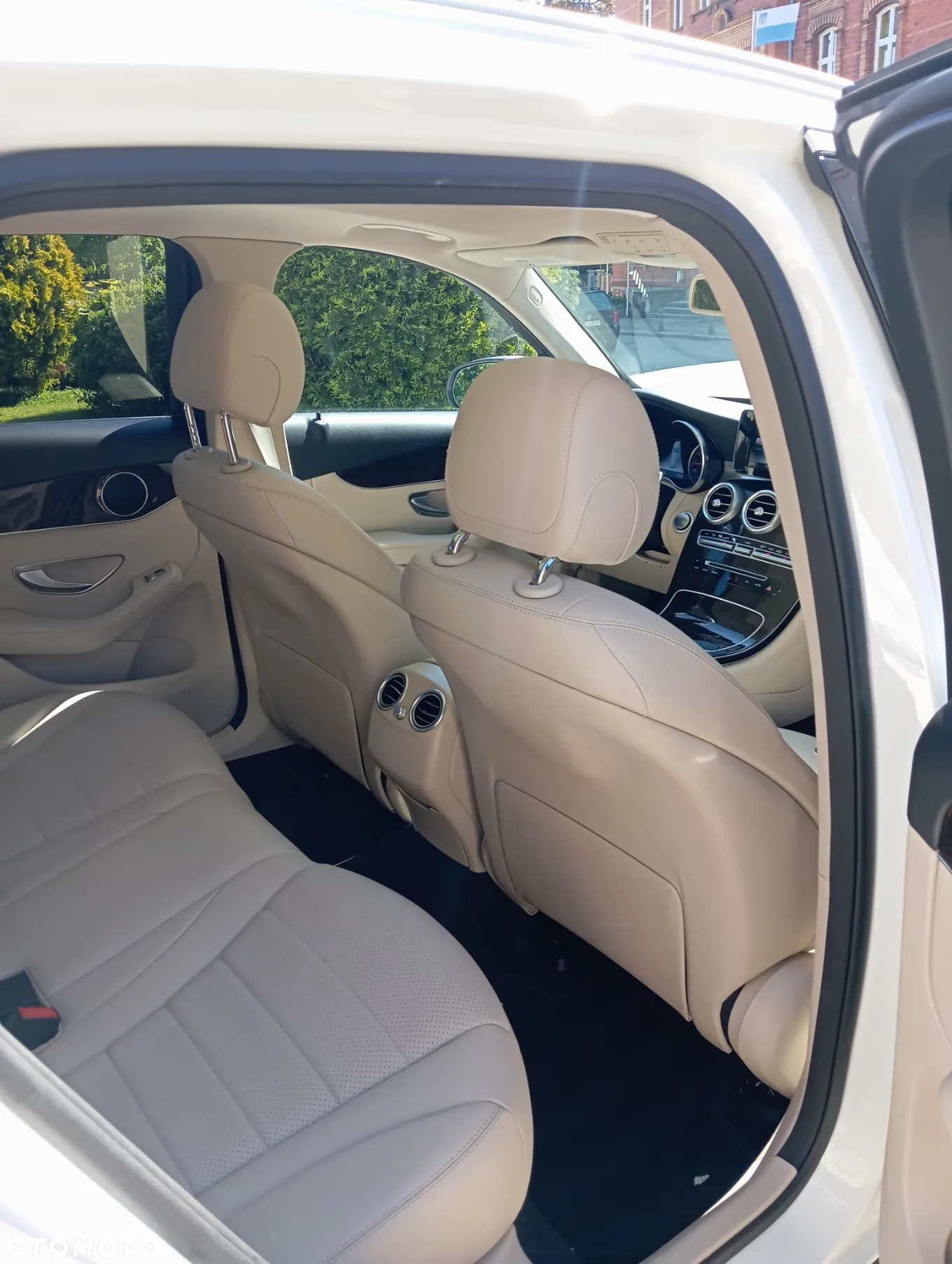 Mercedes-Benz GLC 300 4Matic 9G-TRONIC - 13