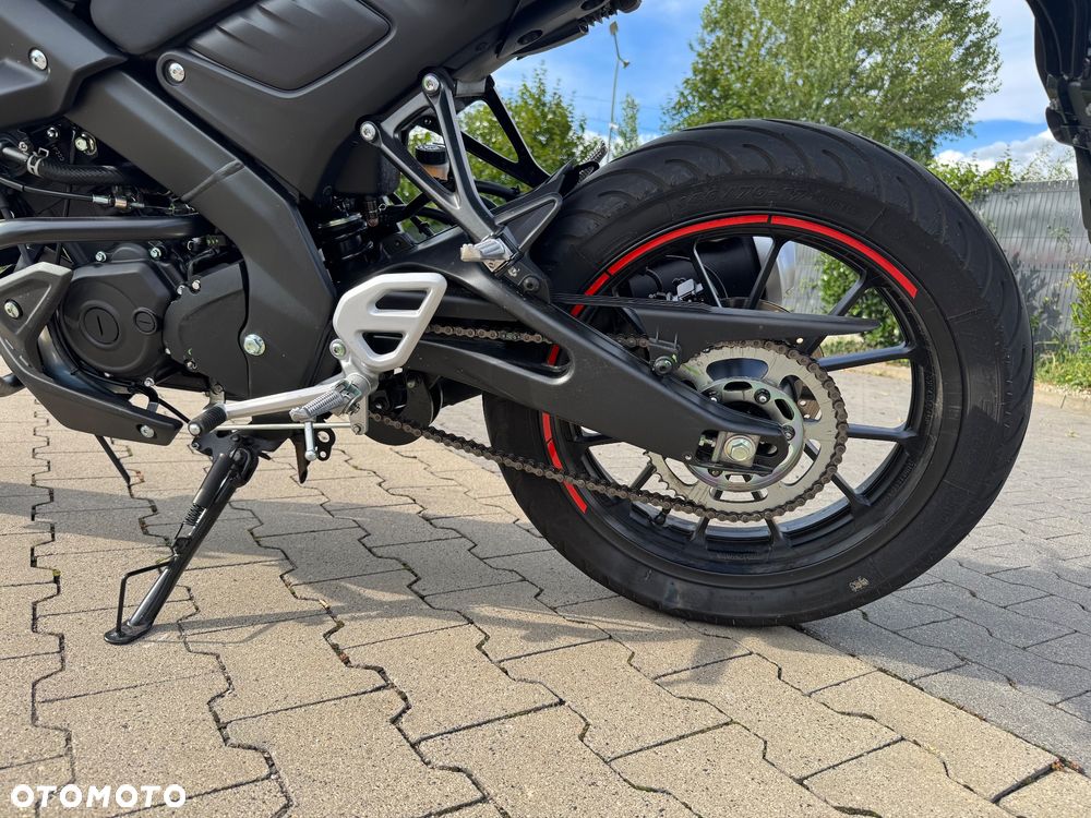Yamaha MT - 16