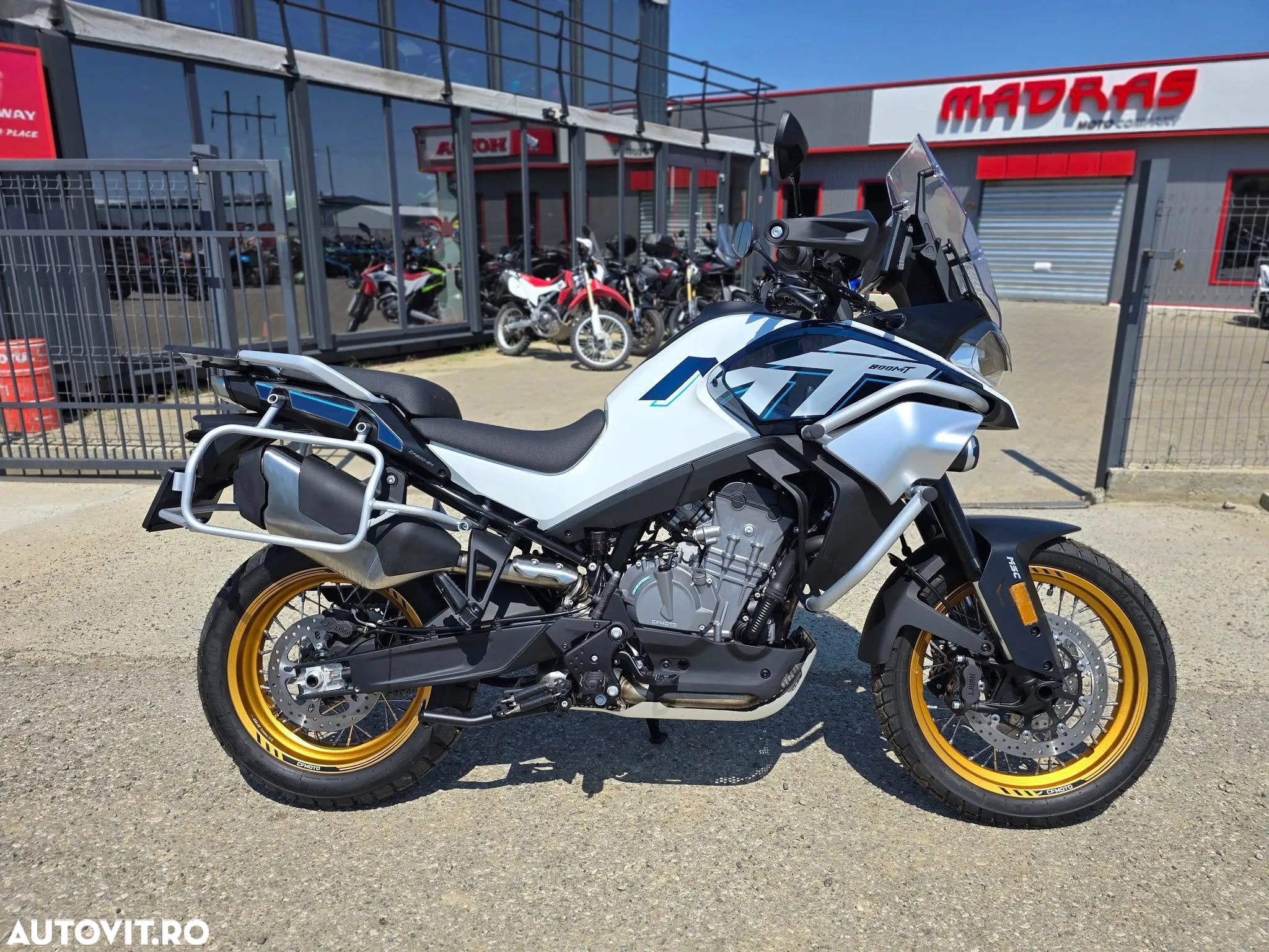 CF Moto 800 MT Explore Edition - 1