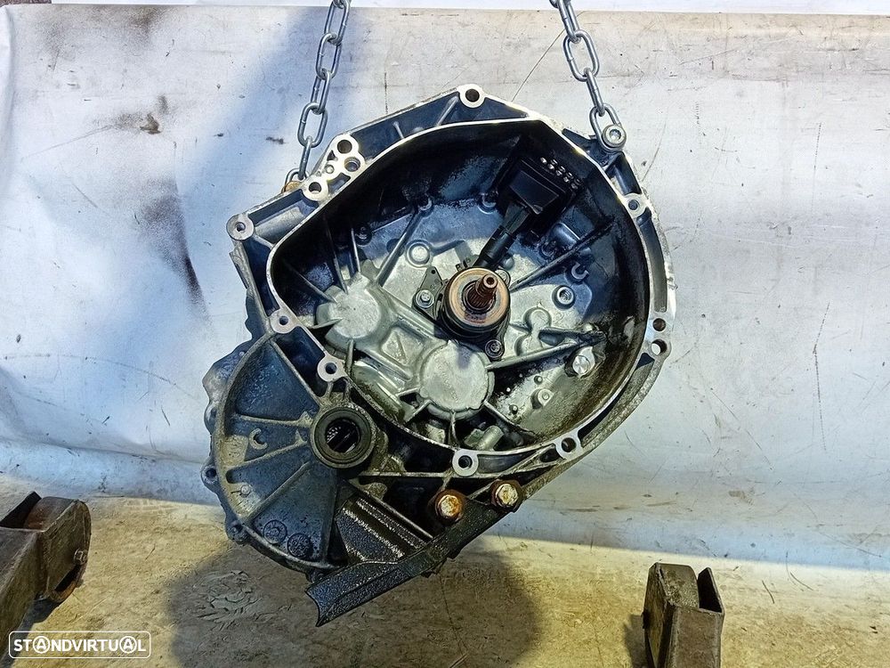 Caixa de velocidades manual PEUGEOT 5008 I (0U_, 0E_) - 1