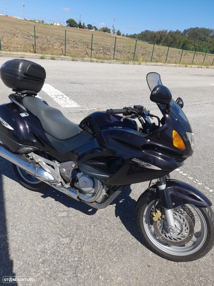 Honda Deauville NT 650 - 12