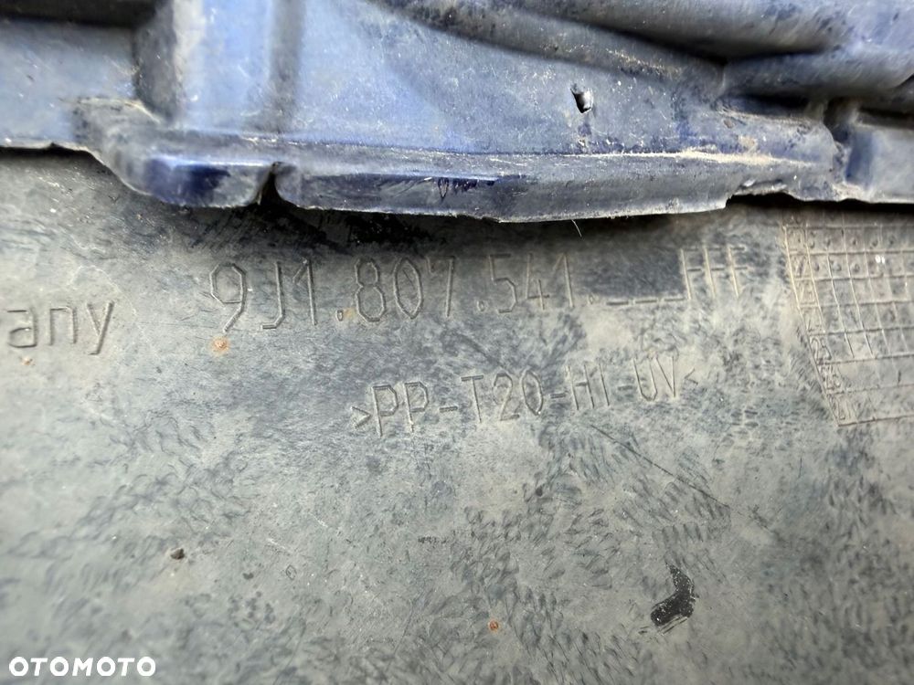 zderzak przód przedni porsche taycan 9j1 9j1807221d + spoiler 9j1807541 - 8