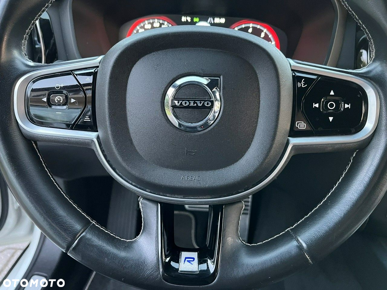 Volvo S60 T4 R-Design - 19