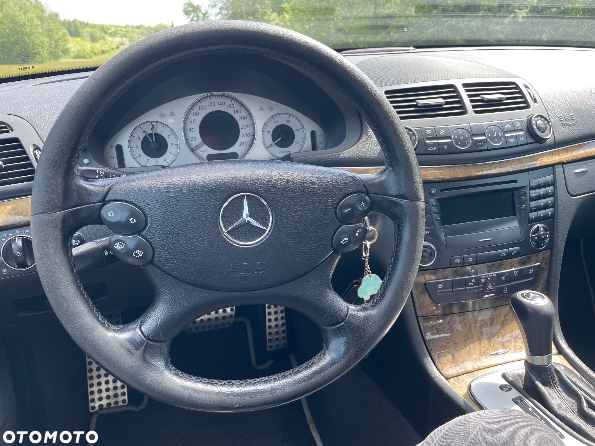 Mercedes-Benz Klasa E 320 CDI T Avantgarde - 13