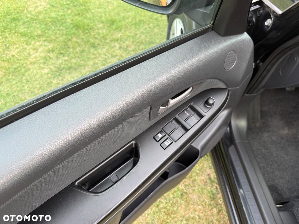 Fiat Sedici 1.6 16V 4x4 Luxury - 17