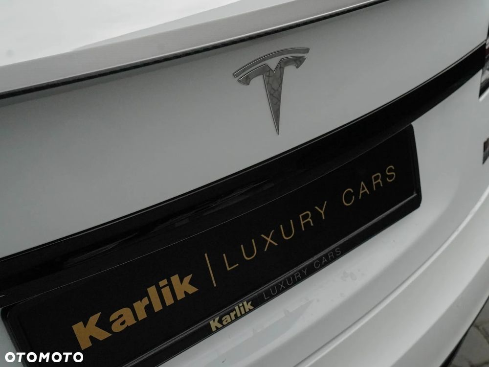 Tesla Model S - 15