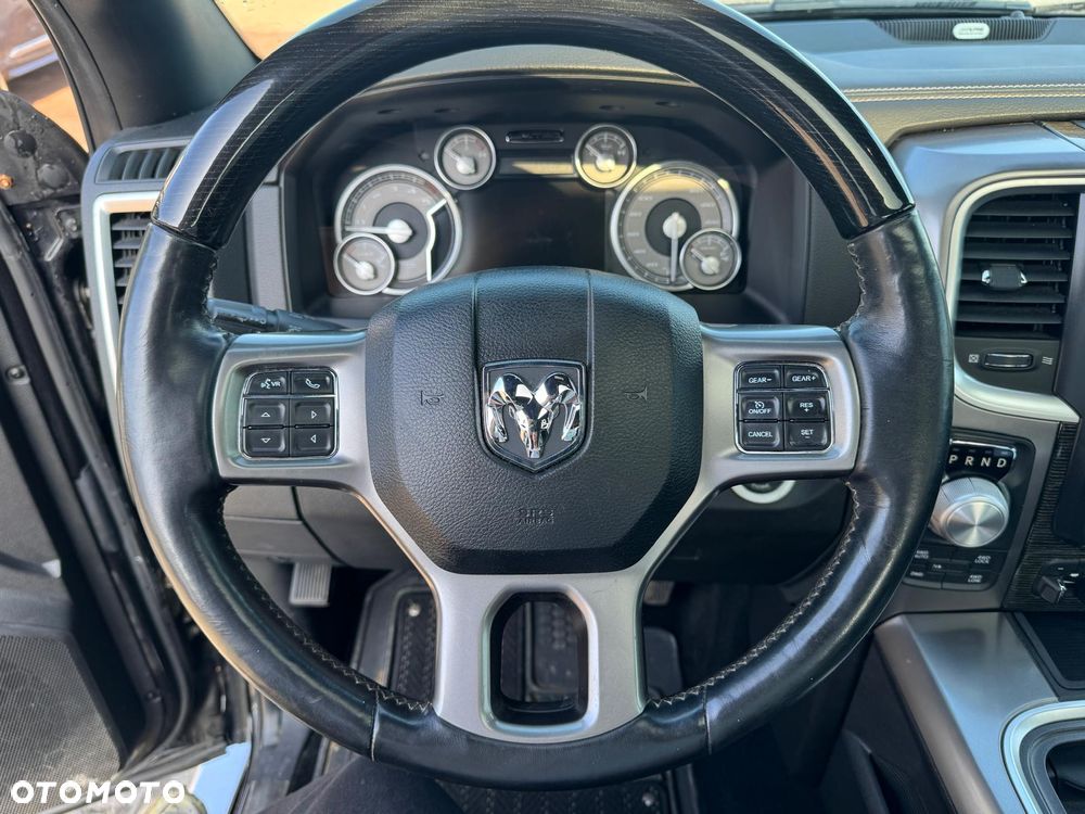 Dodge RAM - 18