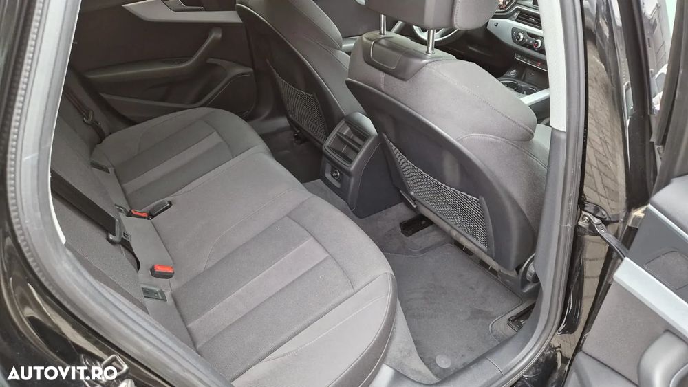 Audi A4 2.0 TDI S tronic Sport - 21