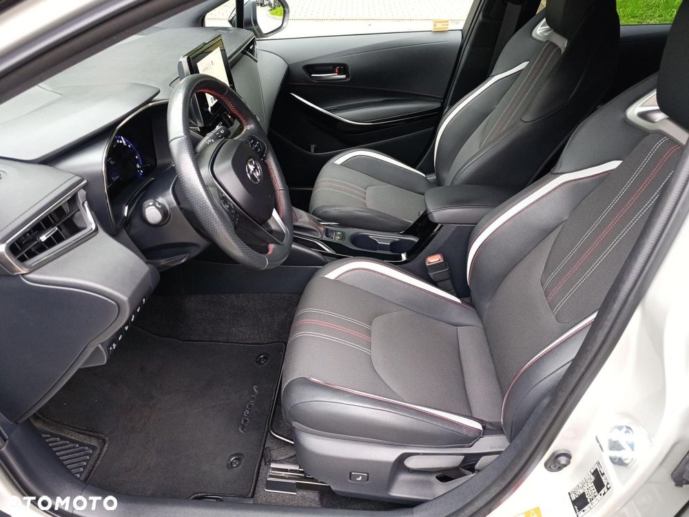 Toyota Corolla 1.8 Hybrid GR Sport - 13
