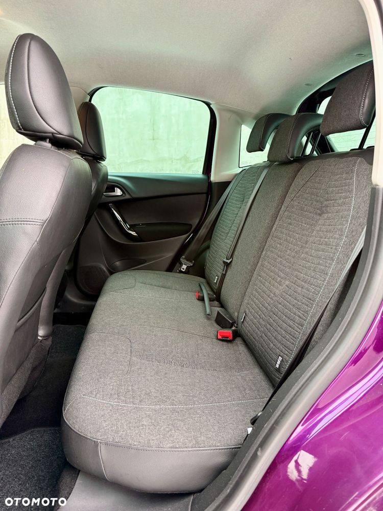 Citroën C3 1.2 PureTech Exclusive - 6