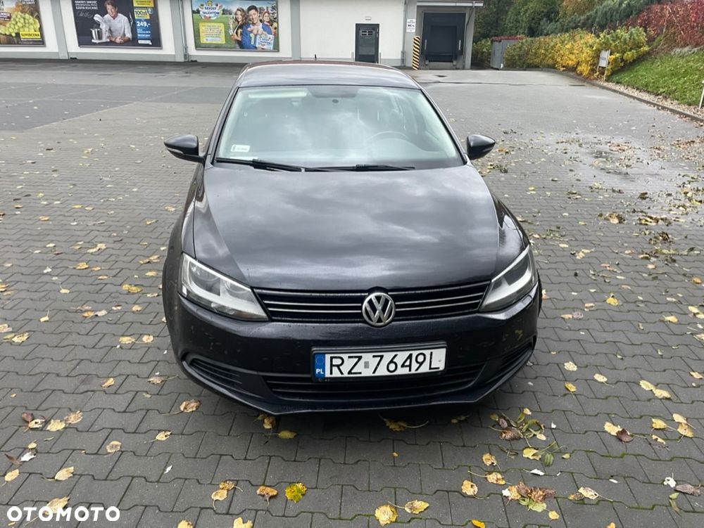 Volkswagen Jetta 1.6 TDI Trendline Optimum - 1