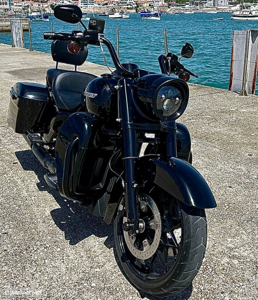 Harley-Davidson FLHR Road King Special - 26