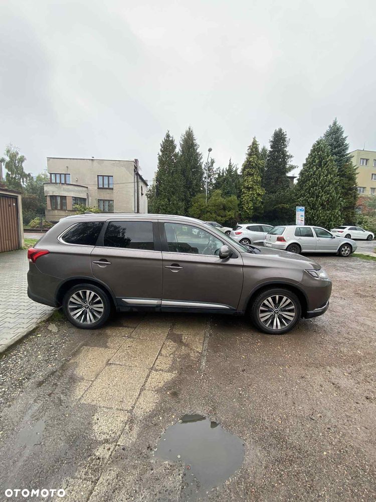 Mitsubishi Outlander 2.0 Intense Comfort 4WD CVT - 4