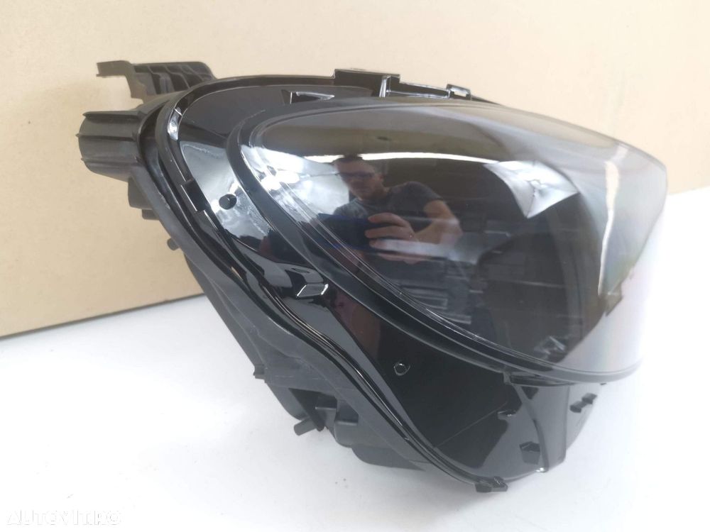 Carcasa Far Cu Sticla Far Dreapta Led Multibeam Mercedes-Benz  E-Class - 4