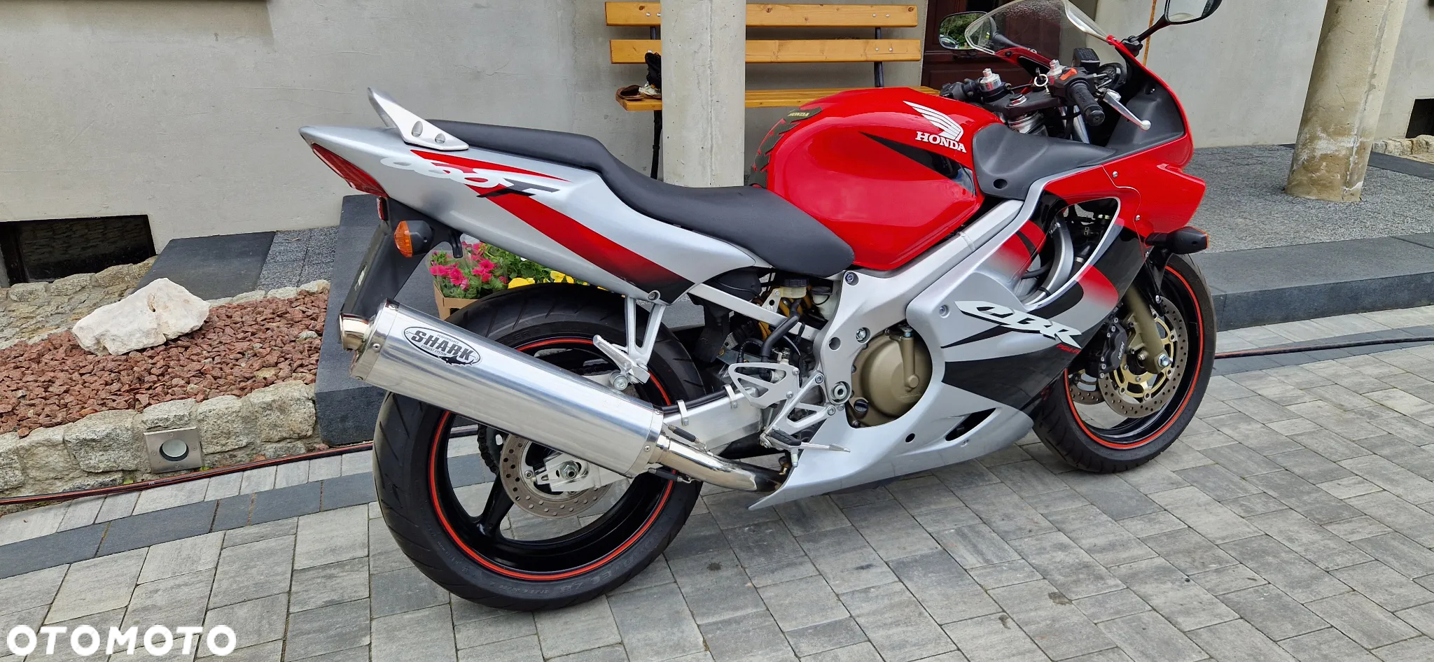 Honda CBR - 7
