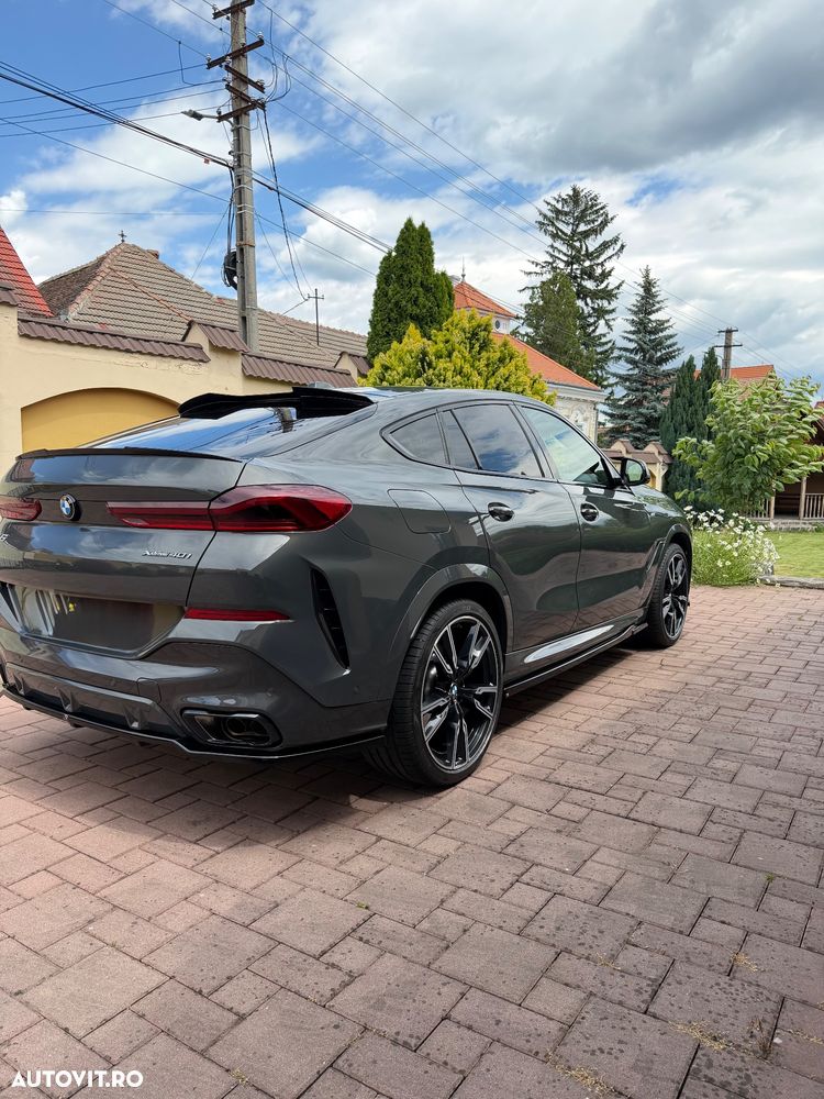 BMW X6 xDrive40i AT MHEV - 11