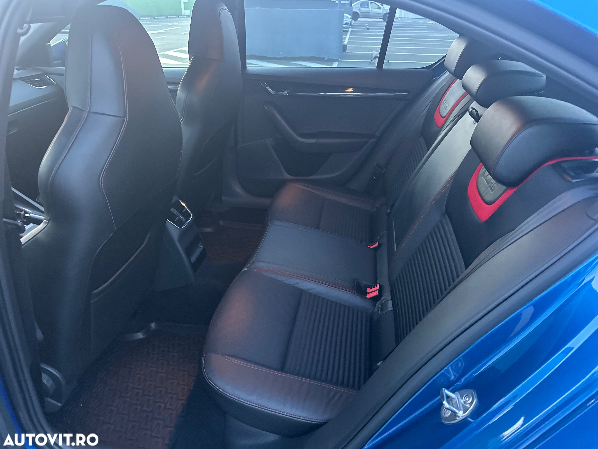 Skoda Octavia 2.0 TDI RS DSG - 15