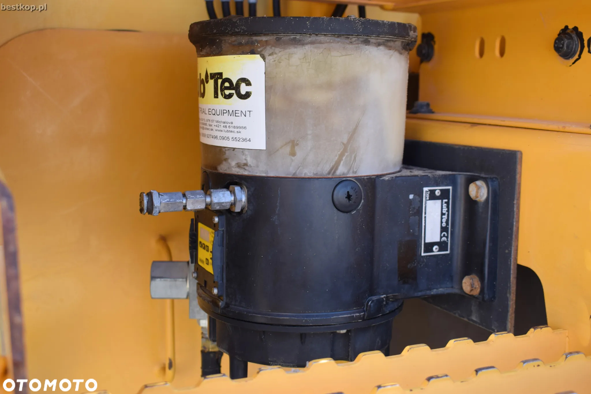 Volvo L90F - 27