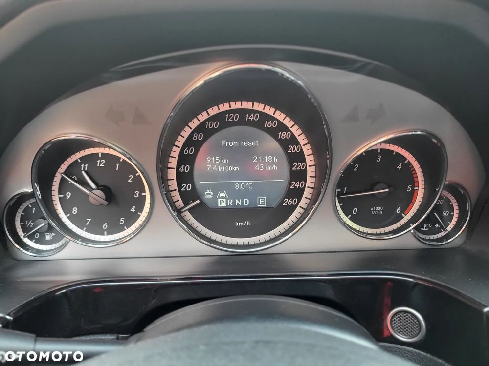 Mercedes-Benz Klasa E 250 CDI DPF BlueEFFICIENCY Automatik Avantgarde - 17