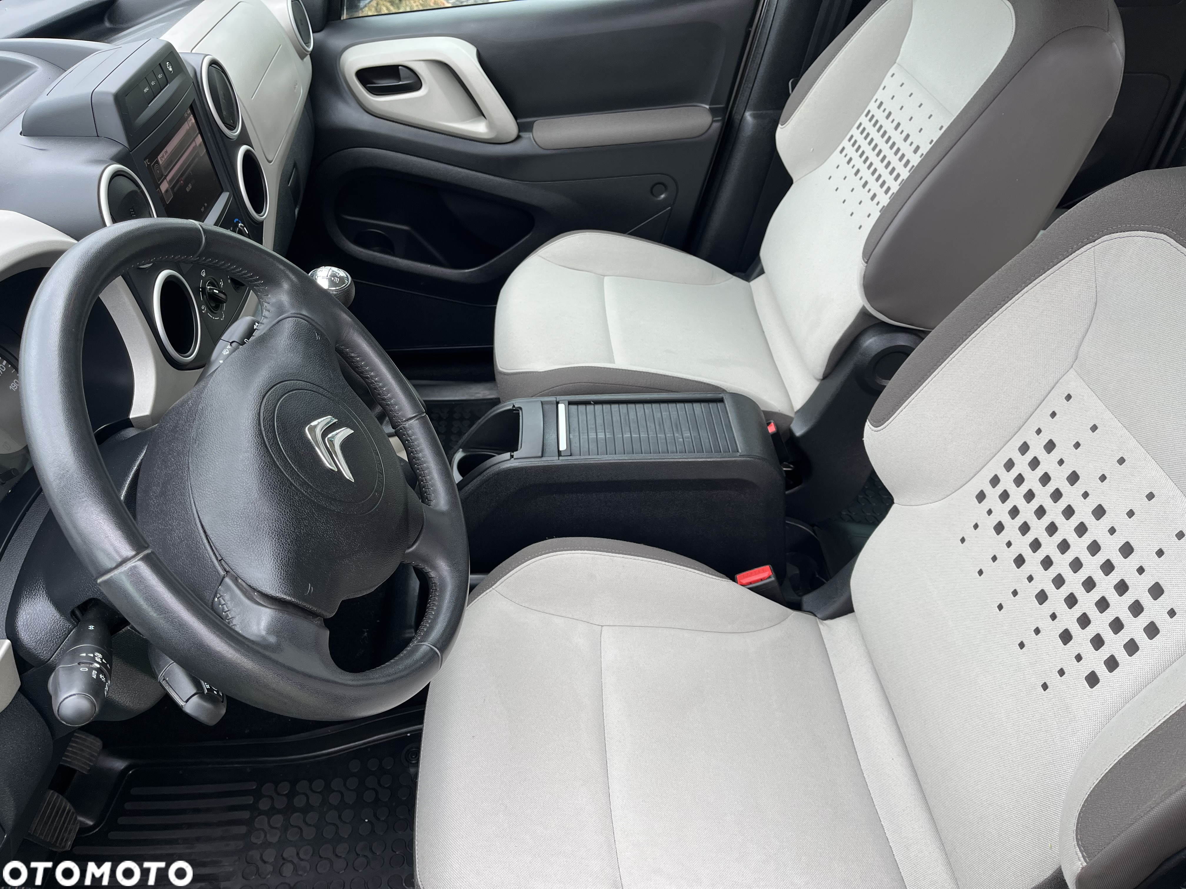 Citroën Berlingo Multispace BlueHDi 100 SELECTION - 14
