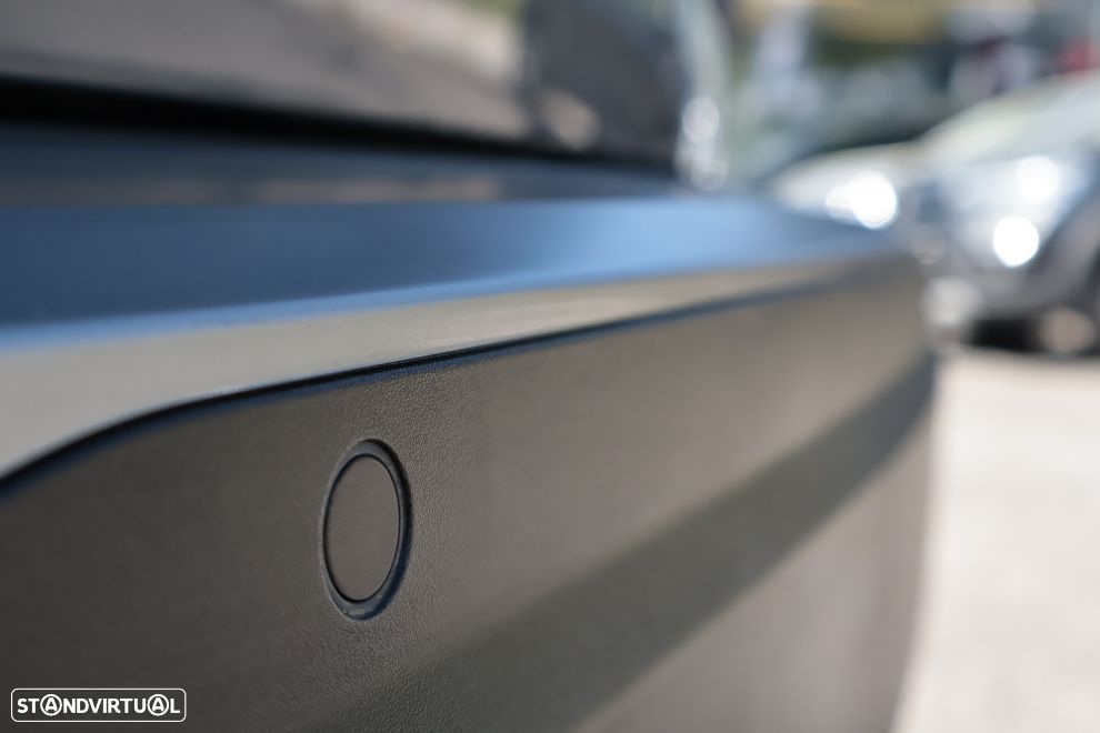 Peugeot 2008 1.2 Hybrid Allure e-DCS6 - 6