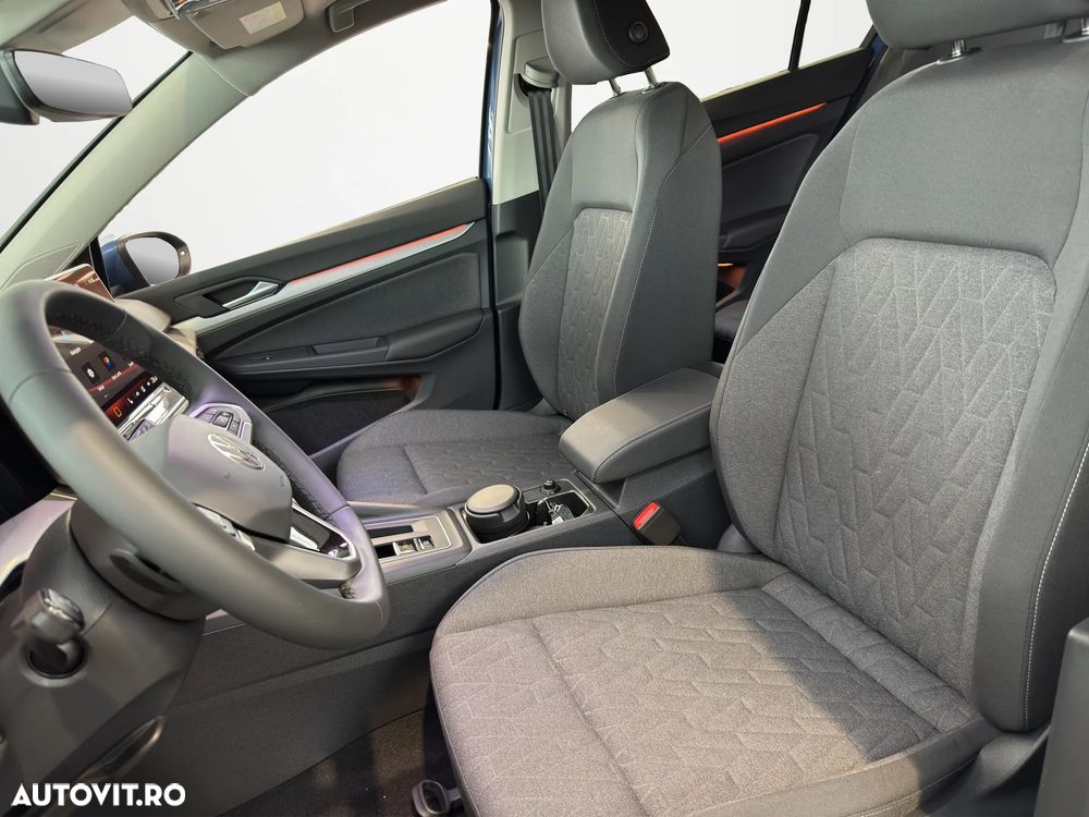 Volkswagen Golf 1.5 eTSI DSG MHEV Advanced - 9