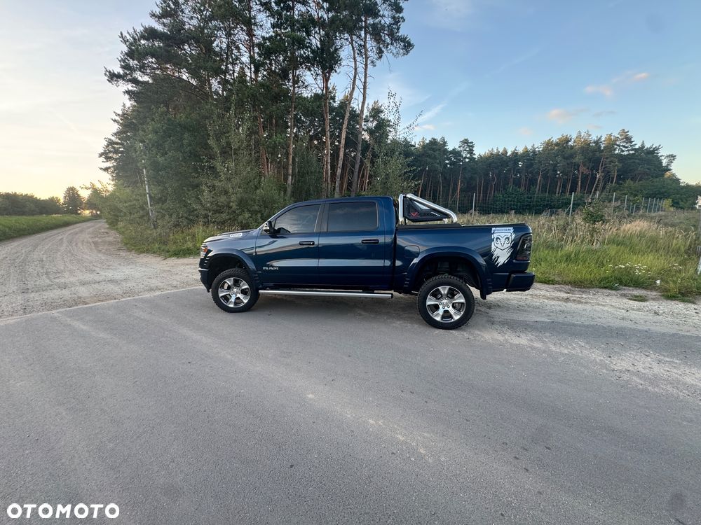 RAM 1500 5.7 Crew Cab Bighorn - 16