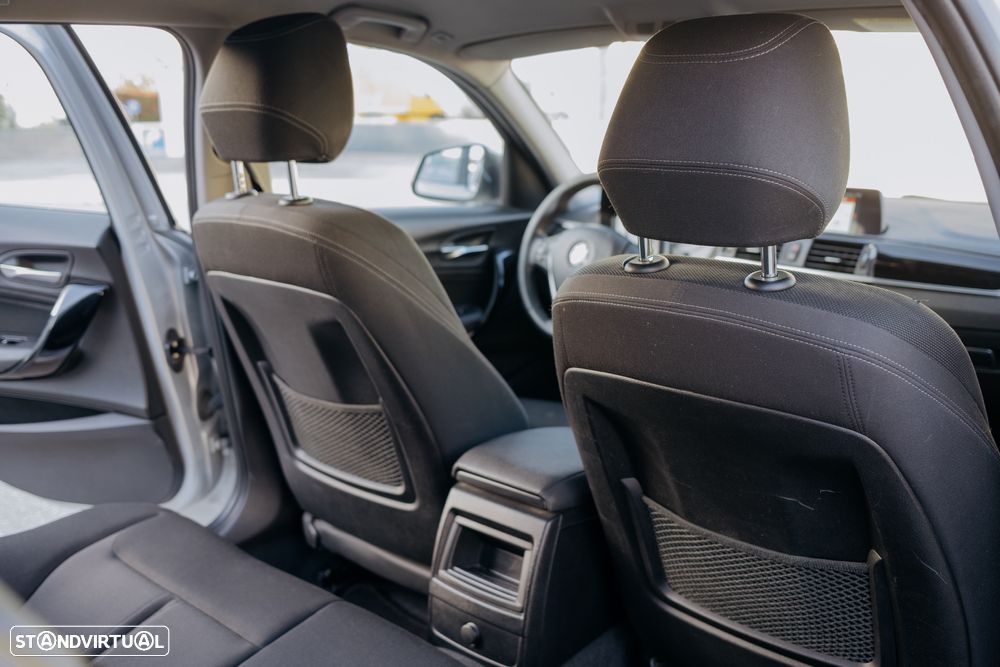 BMW 116 d Line Sport - 25