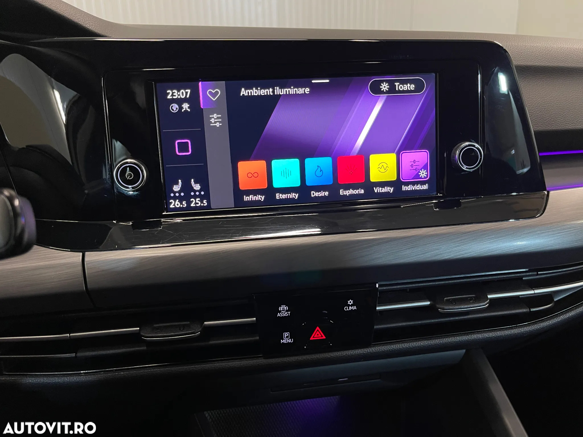 Volkswagen Golf 2.0 TDI DSG Style - 19
