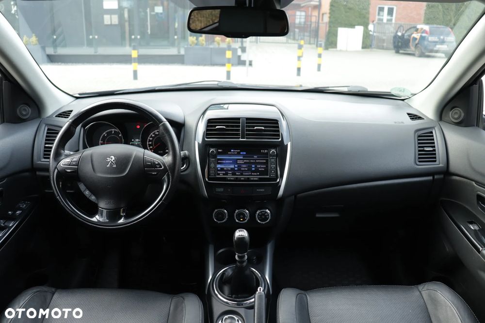 Peugeot 4008 - 25