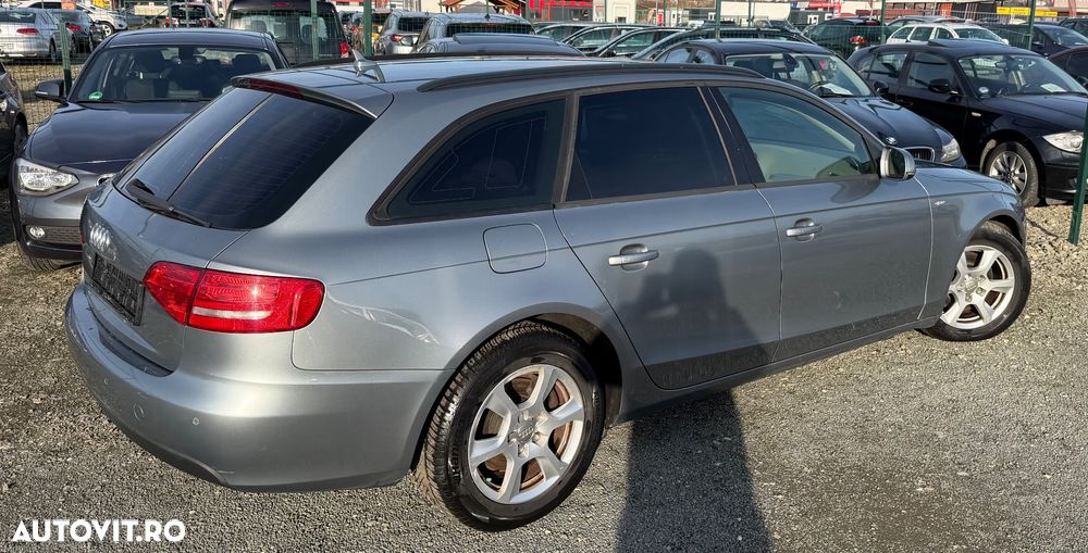 Audi A4 Avant 2.0 TDI DPF Ambiente - 23
