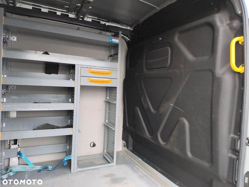 Ford Transit - 15