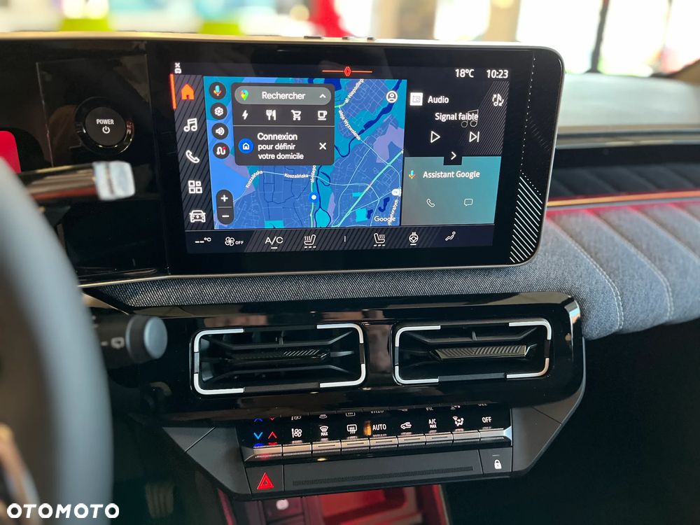 Renault 5 40kWh Urban Range Techno - 11