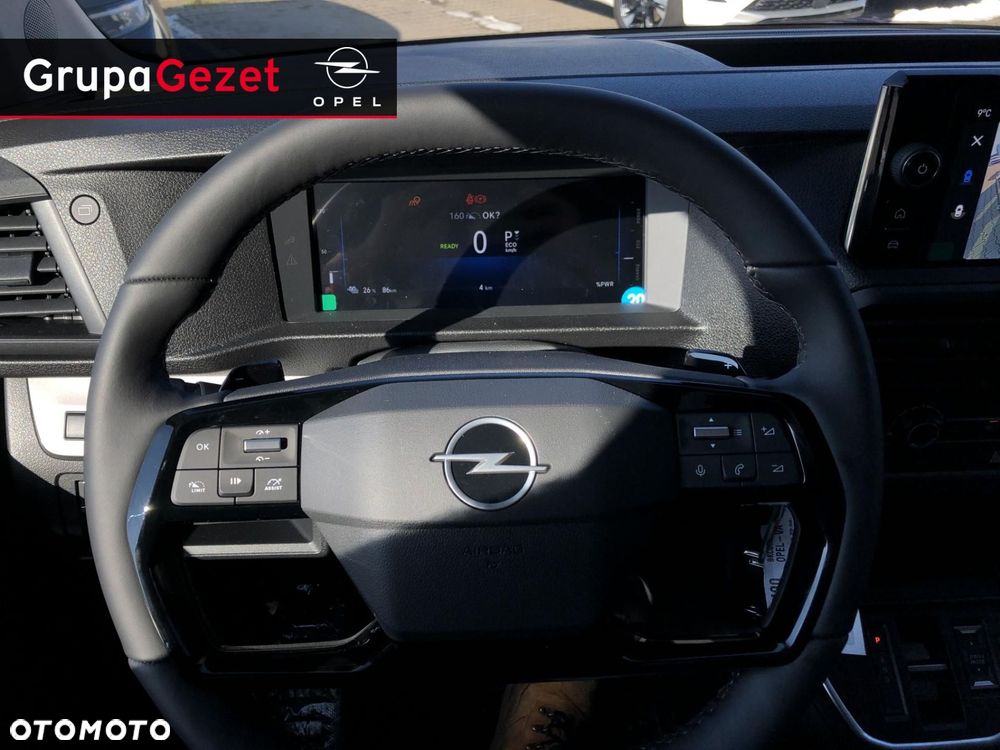 Opel Vivaro - 10