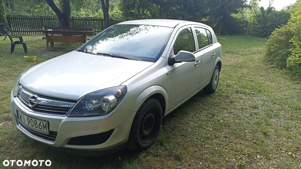 Opel Astra 1.4 Enjoy - 1