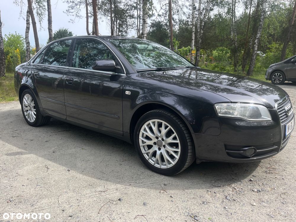 Audi A4 Limousine - 9