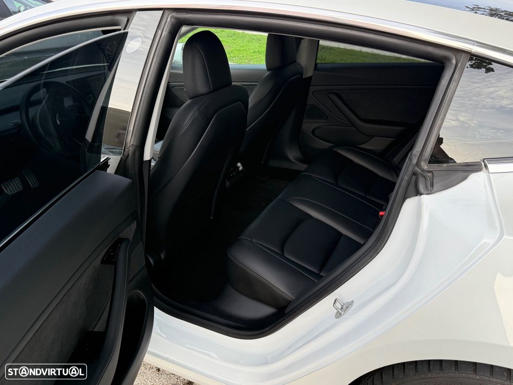 Tesla Model 3 Performance Dual Motor AWD - 18