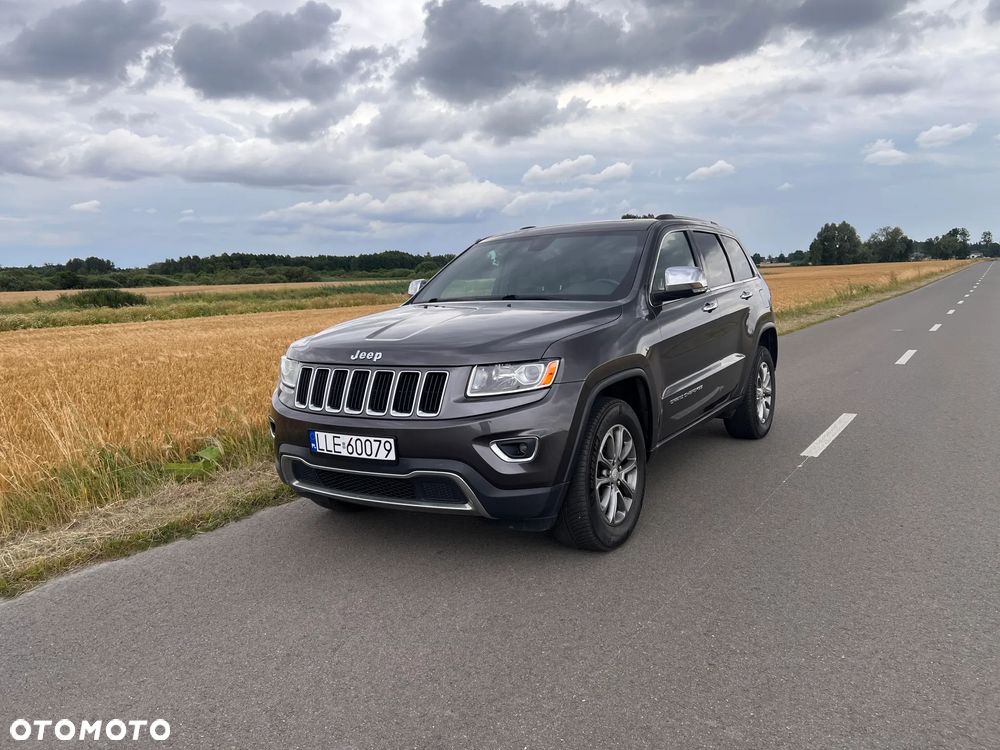 Jeep Grand Cherokee - 1
