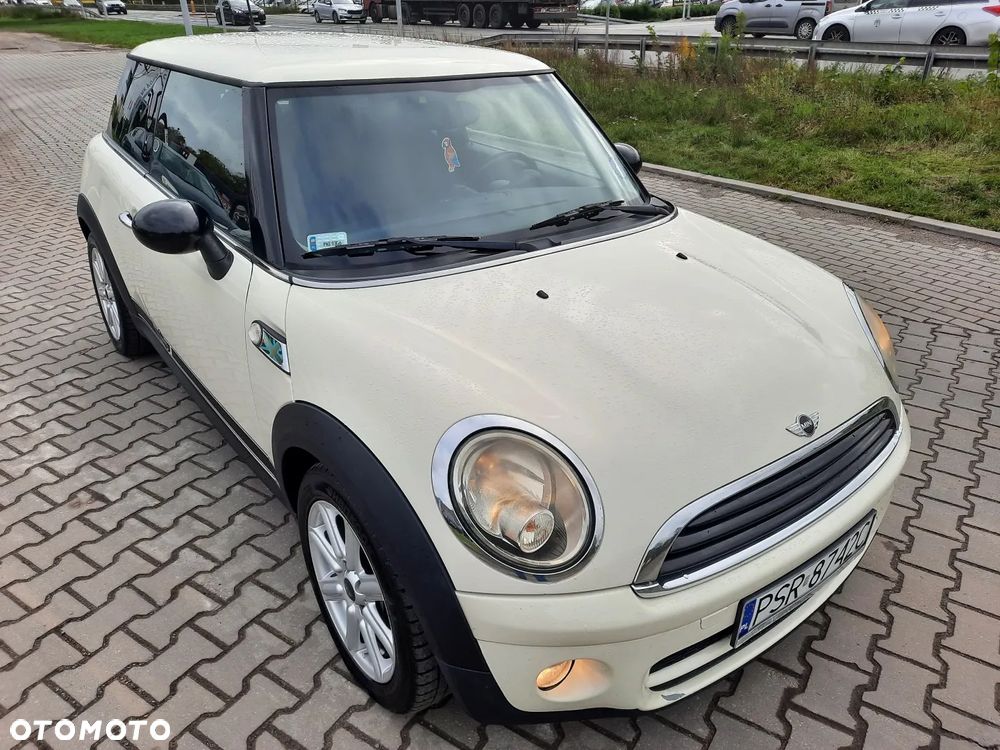 MINI ONE D - 5