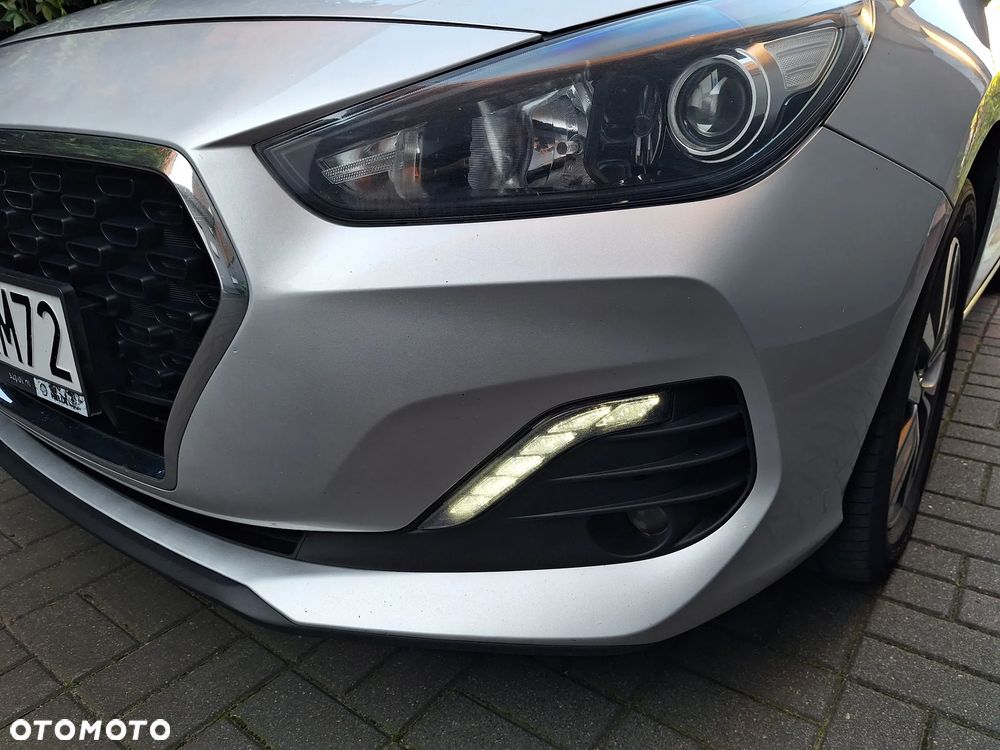 Hyundai i30 1.6 D Comfort - 8