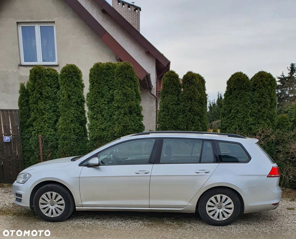 Volkswagen Golf 1.6 TDI Comfortline - 5