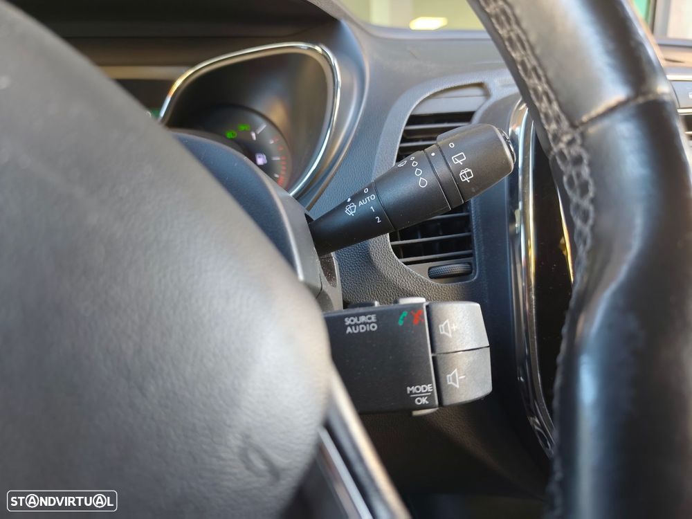 Renault Captur 1.5 dCi Exclusive - 18