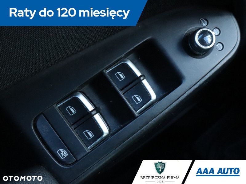 Audi A4 Limousine - 16