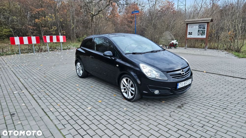 Opel Corsa 1.4 16V Color Edition - 12