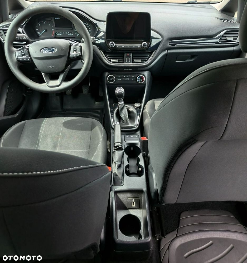 Ford Fiesta - 11