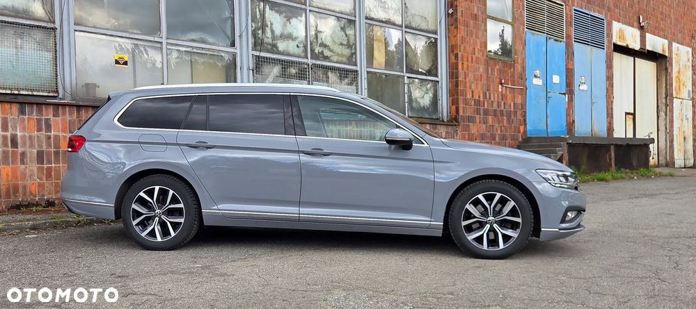 Volkswagen Passat 2.0 TDI Elegance DSG - 12