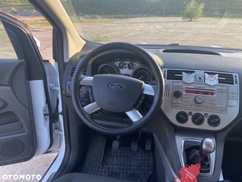 Ford Kuga 2.0 TDCi 2x4 SYNC - 8