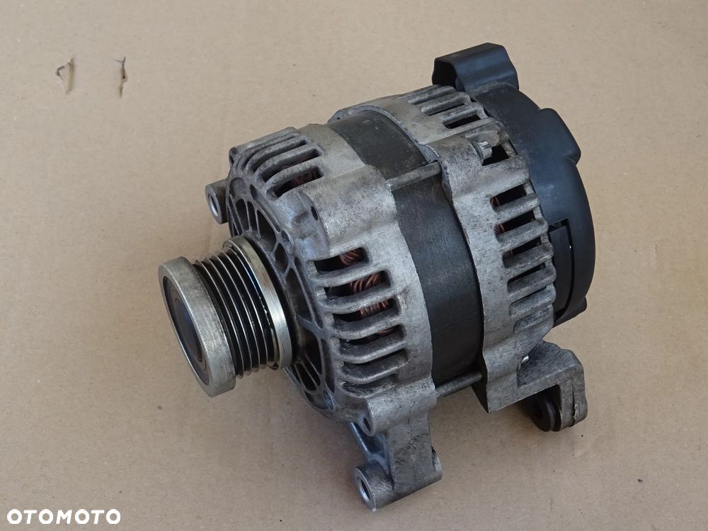 ALTERNATOR SILNIKA 1,4 T OPEL ZAFIRA C ASTRA J MOKKA MERIVA B ADAM - 1