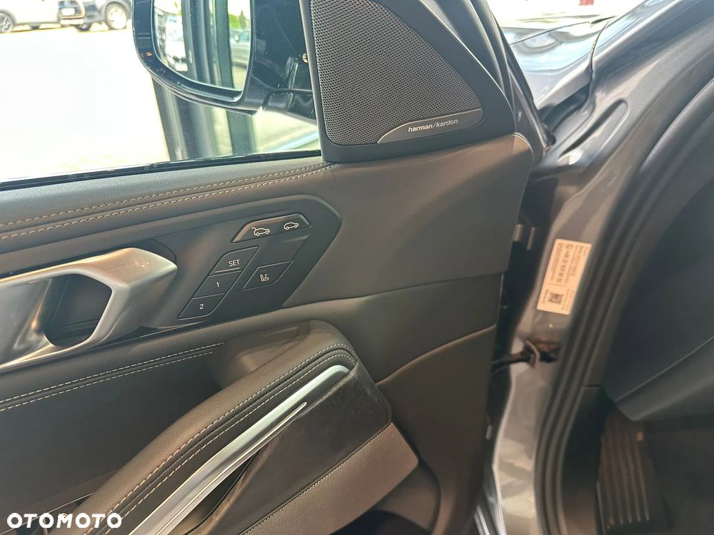 BMW X6 xDrive30d - 12